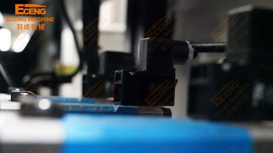 macchina automatica di fabbricazione della bottiglia dell'animale domestico della macchina 500ml dello stampaggio mediante soffiatura di 13000bph SMC