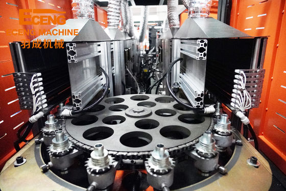 2L PET Stretch Blow Molding Machine 6 Cavità 6000 PCS / HR