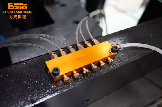 Fabbricazione automatica di plastica dello sciampo della bottiglia dell'animale domestico della macchina dello stampaggio mediante soffiatura di Eceng