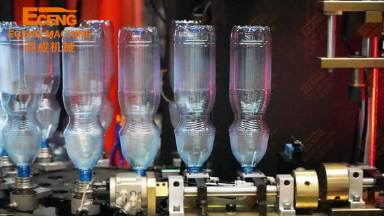 Fresatrice 4cavity del colpo dell'animale domestico della distesa di Eceng Q6000 per la linea della bottiglia di acqua minerale