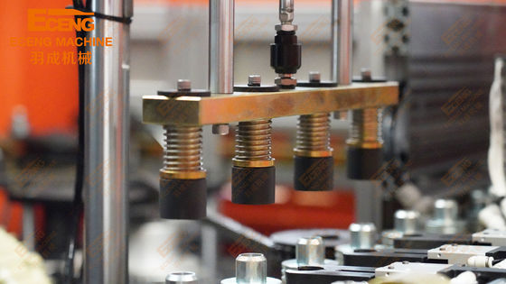 4000BPH PET Blowing Moulding Machine 4 Cavità con tecnologia avanzata