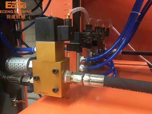 YC-2L-2 2000 Ml Semi-Auto Blowing Machine 3PHASE per bottiglie in plastica PET 380V
