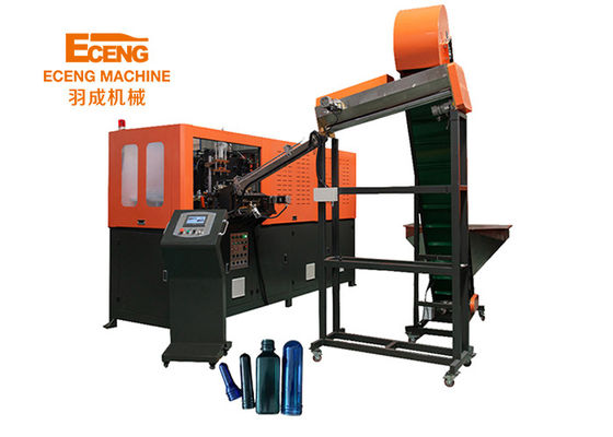 Macchina di stampaggio automatico a soffiatura di bottiglie in PET 3 Cavità 4500BPH 0,5L-2L