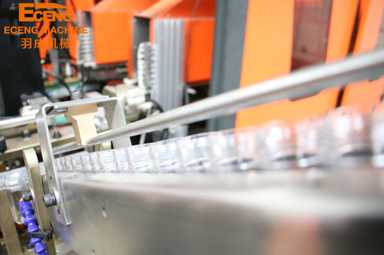 2000BPH Automatic Blow Molding Machine 2 Bottiglia per bevande d'acqua a cavità