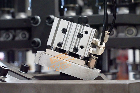 Colpo ad alta velocità di allungamento della macchina 1L 2L 5L dello stampaggio mediante soffiatura K5L4