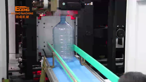 3 - 5 fabbricazione del recipiente di plastica della macchina 400 BPH dello stampaggio mediante soffiatura di gallone