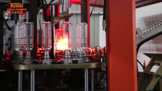 macchina di salto 3000BPH dell'ANIMALE DOMESTICO automatico di plastica della bottiglia 1500ml