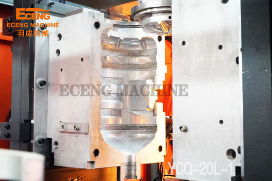 300bph macchina automatica 5.2*2.0*2.0m dello stampaggio mediante soffiatura dell'ANIMALE DOMESTICO da 5 galloni