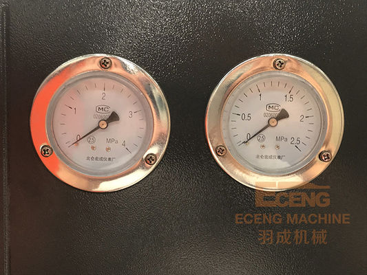 Macchina di salto 200ml 500ml della bottiglia automatica dei semi 16KW processo di soffiatura in forma da 1 litro